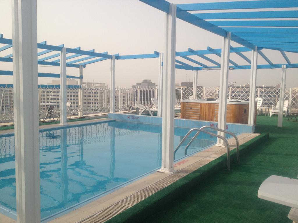 Dream Palace Hotel 迪拜 外观 照片